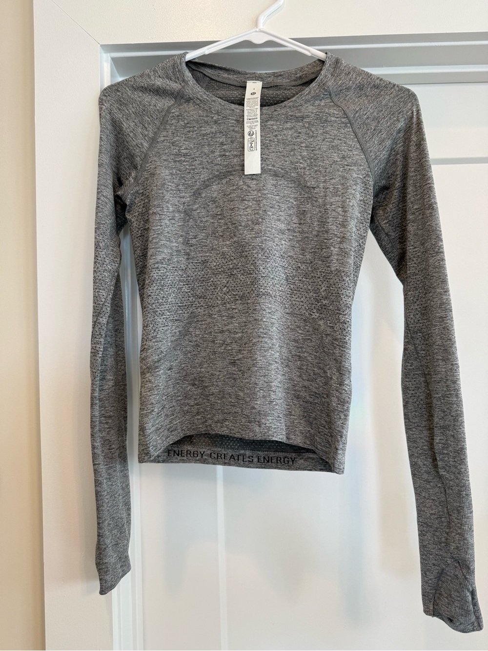 lululemon athletica Women's Heathered Gray Long Sleeve Active Top size 4